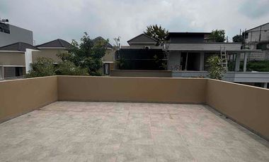 Disewakan rumah fresh baru belum pernah ditempati di Pandanaran Hills Semarang