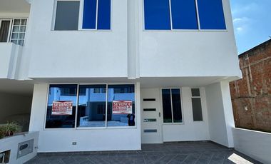VENTA DE CASA EN LA Unidad residencial villas del parque en Jamundi