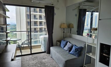 Dijual Cepat 2BR Jervois Skyhouse BSD Poolside View siap AJB