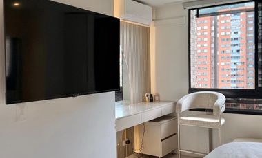 Amoblado Exclusivo Apartamento piso 23 Poblado