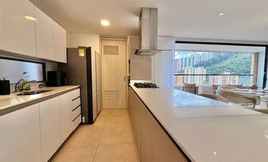 Amoblado Exclusivo Apartamento piso 23 Poblado