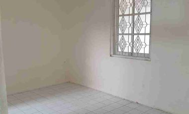 Disewakan Rumah di Perumnas 4