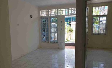 Disewakan Rumah di Perumnas 4