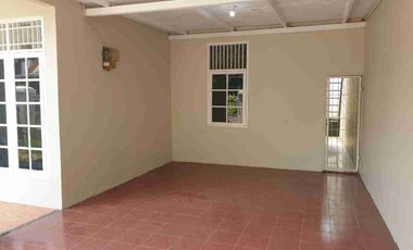 Disewakan Rumah di Perumnas 4