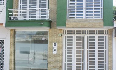 CASA EN VENTA EN EL CENTRO – ACACÍAS, META