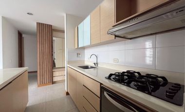 Apartamento en Arriendo en Loma del Esmerdal, Envigado