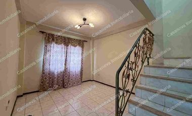 Alquiler en la Urb Joya