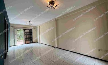 Alquiler en la Urb Joya