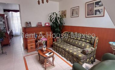 En venta casa muy amplia con jardín Claveria Azcapotzalco Ciudad de México 262154MTZP