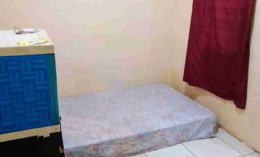 Di sewakan kost kostan murah dan nyaman dekat jalan raya utama di jl.sersan aning depok