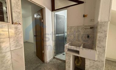 ARRIENDO APARTAESTUDIO CAMPO VALDES