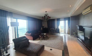 Disewa Apartemen Bukit Golf Pondok Indah furnish 4BR uk 385m﻿ at Jakarta Selatan
