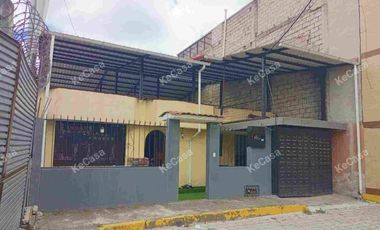 VENDO CASA !144m2 a pasos Av Cóndor Ñan, amplio lote a 5 mnts Metro Quitumbe. BARRIO MUYULLACTA-QUITUMBE