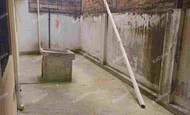 VENDO CASA !144m2 a pasos Av Cóndor Ñan, amplio lote a 5 mnts Metro Quitumbe. BARRIO MUYULLACTA-QUITUMBE