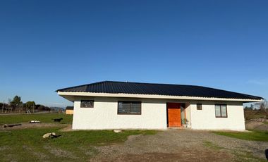 Se vende parcela con casa regularizada en San francisco de Pelarco