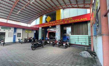 DIJUAL CEPAT GEDUNG SERBAGUNA EX TEPI JLN PARANGTRITIS KM9