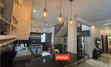 4 Bedrooms 2 Storey Apartment Fully Furnished Unit