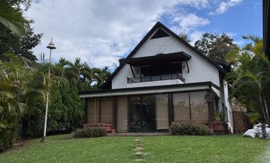 CASA EN EL LAGUITO RUITOQUE CONDOMINIO