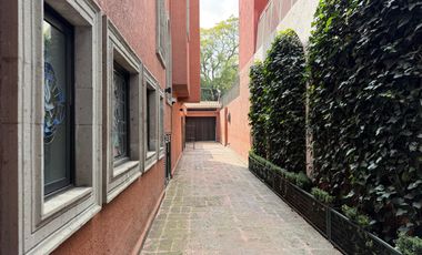 CASA EN RENTA LOMAS DE CHAPULTEPEC