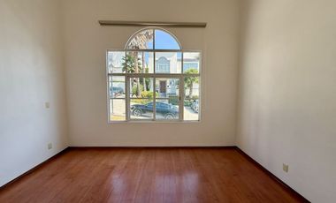 Casa en Venta en Puerta de Astorga, Bosque Esmeralda