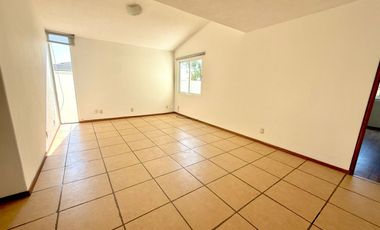 Casa en Venta en Puerta de Astorga, Bosque Esmeralda