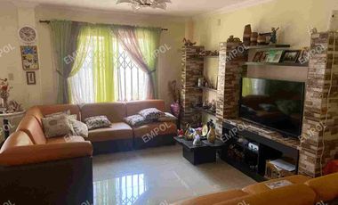 Alquiler de casa en urbanización la Romadera, tercera etapa.