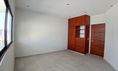 CASA EN VENTA EN FRACCIONAMIENTO LOMAS DE COCOYOC, MORELOS