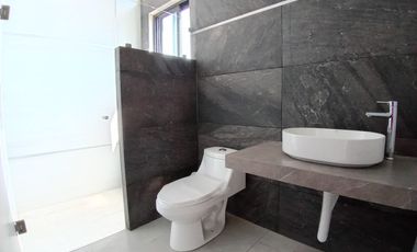 CASA EN VENTA EN FRACCIONAMIENTO LOMAS DE COCOYOC, MORELOS