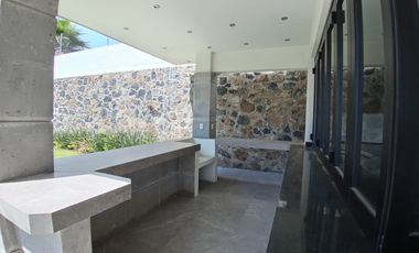 CASA EN VENTA EN FRACCIONAMIENTO LOMAS DE COCOYOC, MORELOS