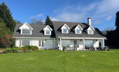 Excelente casa con la mejor vista al Rio Valdivia