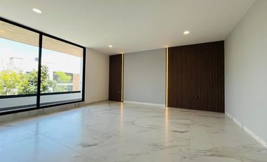 HERMOSA CASA EN VENTA EN PARQUE FORESTA EN LOMAS DE ANGELÓPOLIS