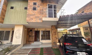 casa de venta en portoviejo zona ciudadela santos