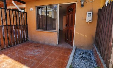 SE ARRIENDA CASA EN PLACILLA, MAXIMO 2 PERSONAS