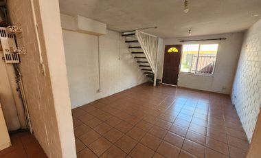 SE ARRIENDA CASA EN PLACILLA, MAXIMO 2 PERSONAS