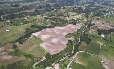 Venta Espectacular Propiedad de 11.932 m2, Cotacachi Imbabura