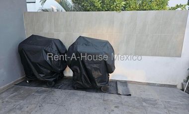 Se vende Departamento de 3 recámaras con excelente distribución en El Condado QH1613