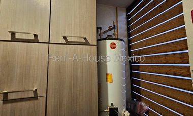 Se vende Departamento de 3 recámaras con excelente distribución en El Condado QH1613