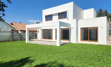 Se arrienda hermosa casa en Mirador de Nogales, Machali