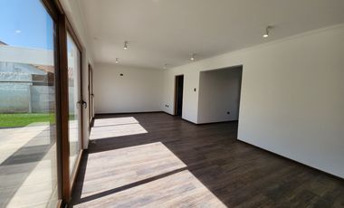 Se arrienda hermosa casa en Mirador de Nogales, Machali