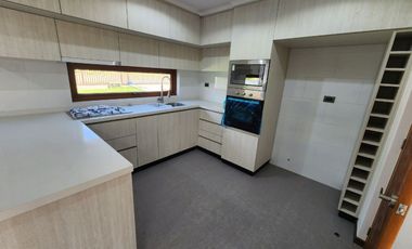 Se arrienda hermosa casa en Mirador de Nogales, Machali