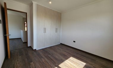 Se arrienda hermosa casa en Mirador de Nogales, Machali