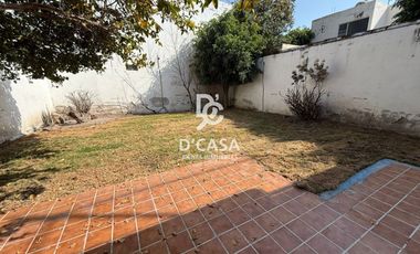 SE RENTA CASA EN ALAMEDA