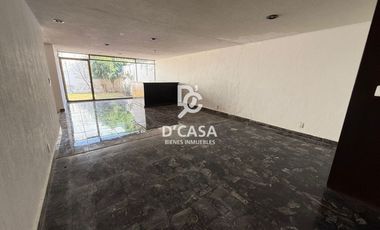 SE RENTA CASA EN ALAMEDA