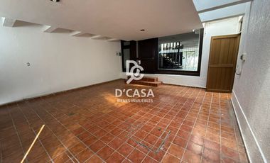 SE RENTA CASA EN ALAMEDA