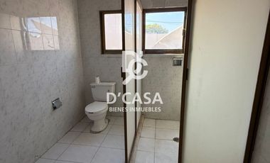 SE RENTA CASA EN ALAMEDA