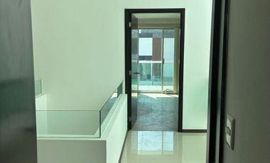 VENTA DE CASA EN FRACCIONAMIENTO ENTRE ALAMEDAS ATLIXCO, PUEBLA