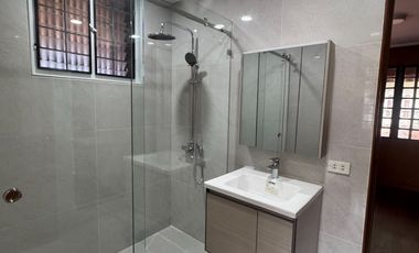 FOR LEASE - Filipino Style Home in Valle Verde 5  PP CODE: L1669