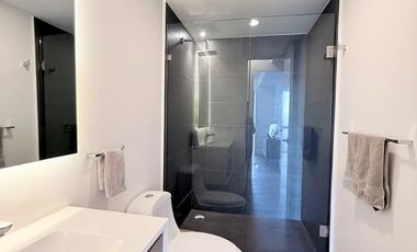 DEPARTAMENTO AMUEBLADO TORRE LIVIX , GRANADA MIGUEL HIDALGO