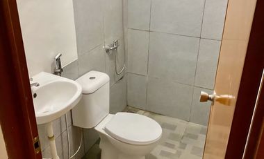 Jual rumah kost di grogol luas 140m 8 kamar sudah berjalan strategis