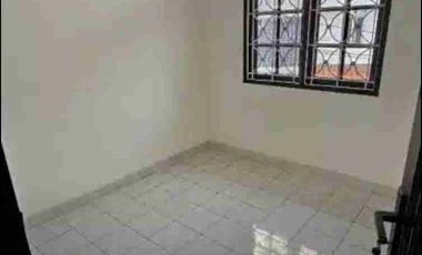 Lokasi Premium Pramuka! Rumah 5 KT, SHM, Carport 2 Mobil